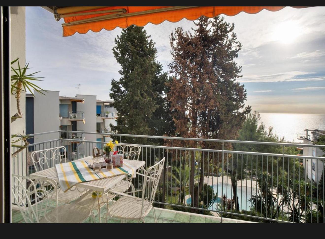 Mamariviera Home Holidays Sanremo - Casa Vista Mare Con Piscina 외부 사진